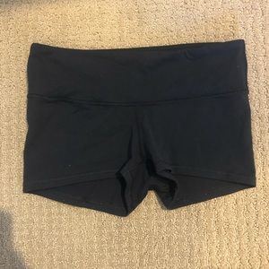 Lululemon black shorts